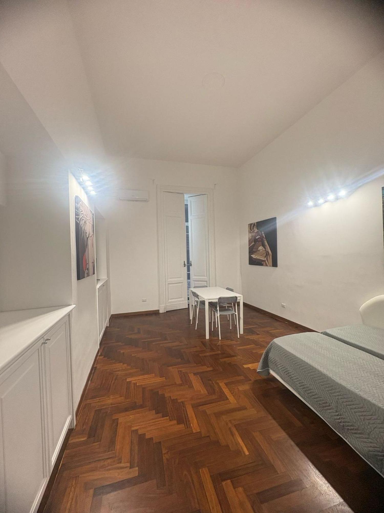Apartment Santa Lucia 15 *
