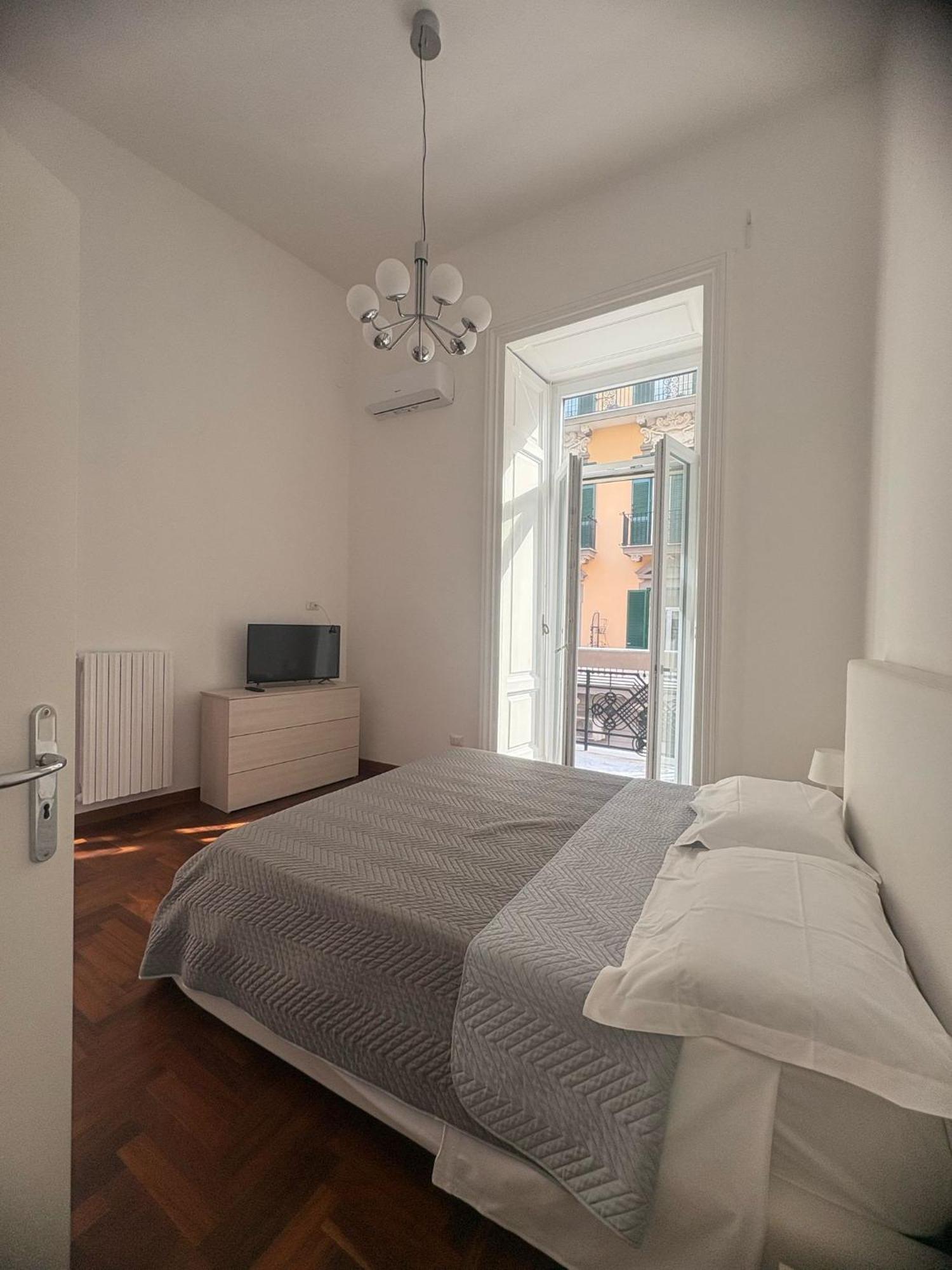 Apartment Santa Lucia 15 Naples