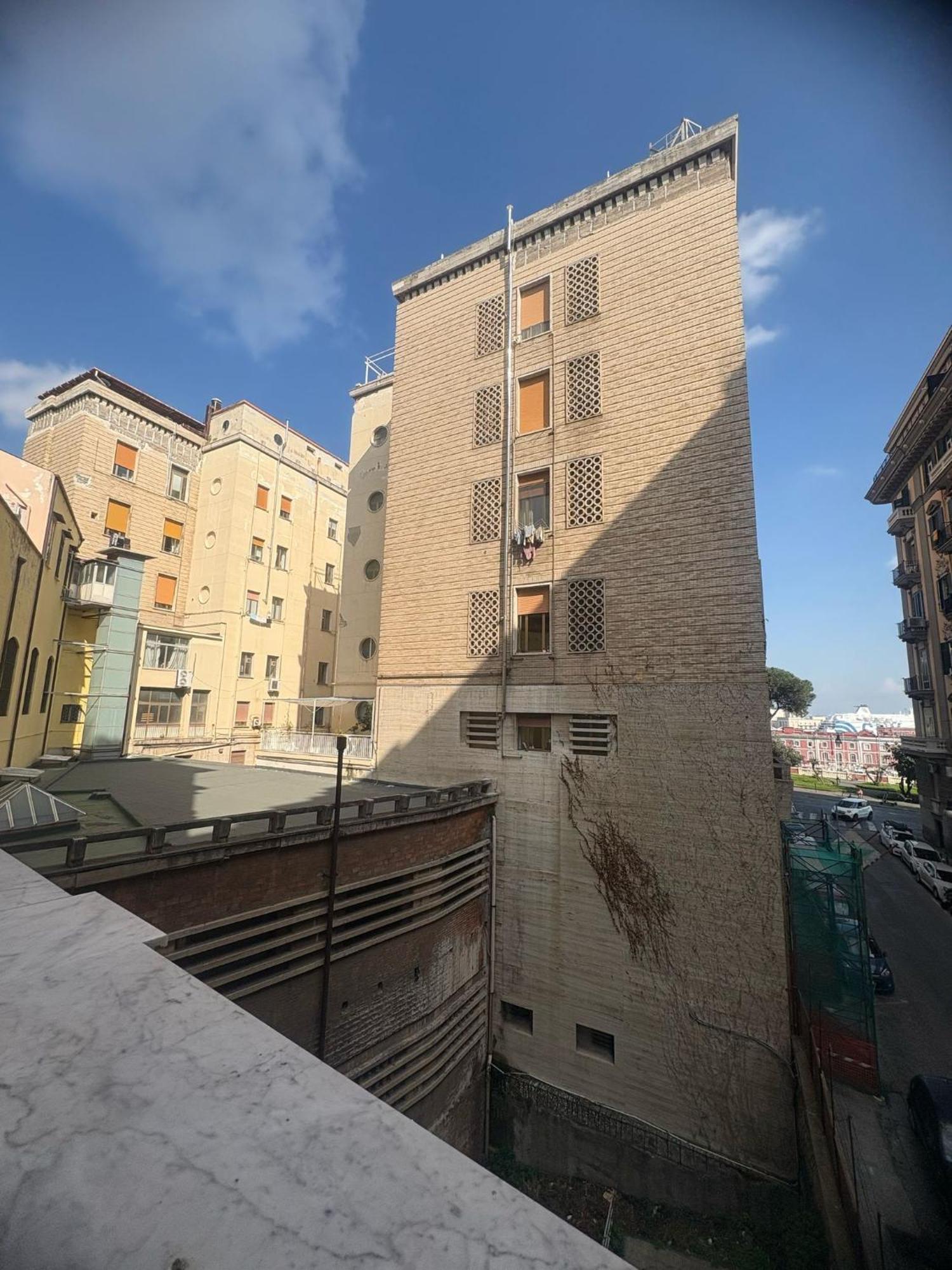 Santa Lucia 15 *