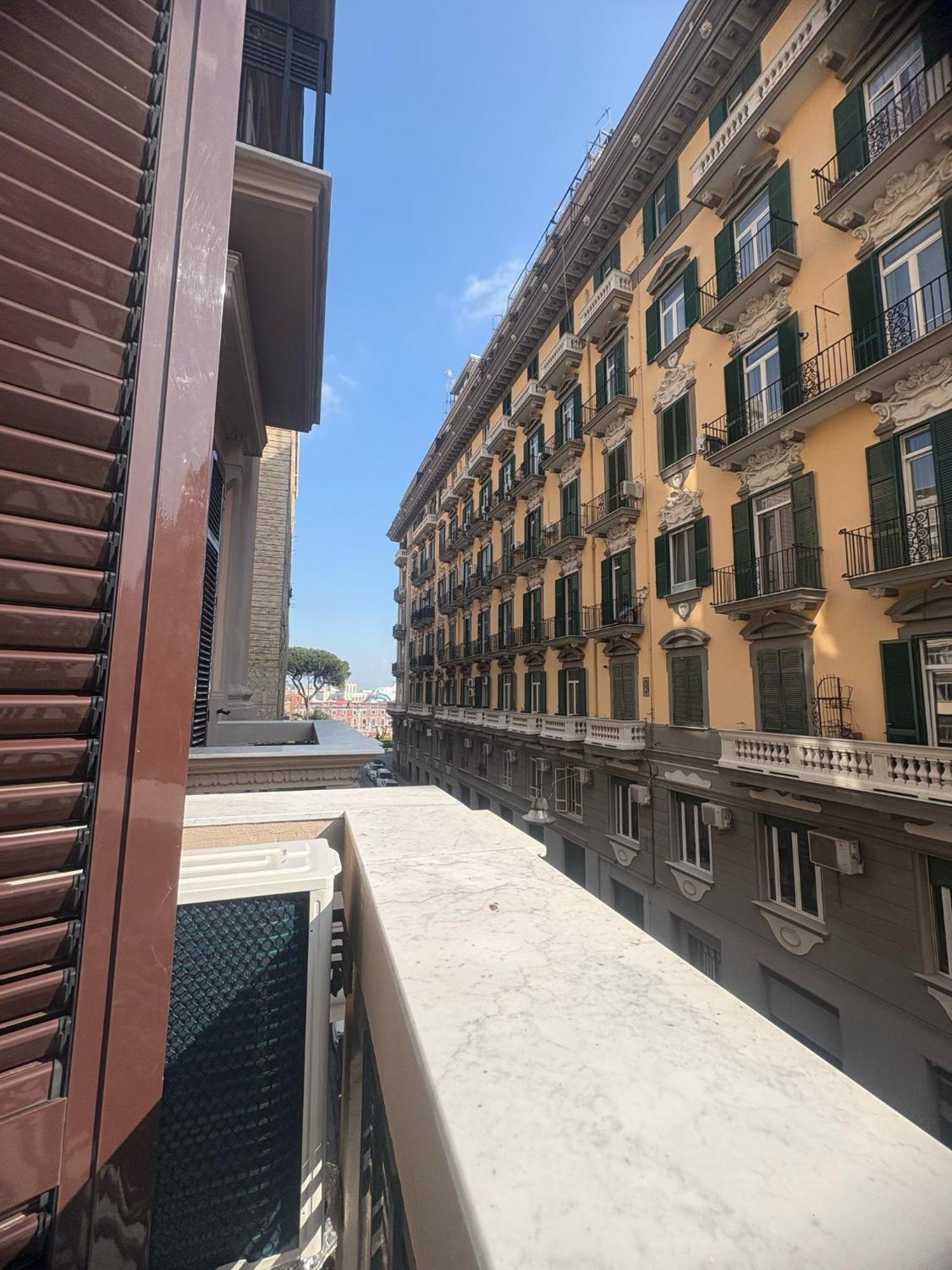 Santa Lucia 15 * Naples